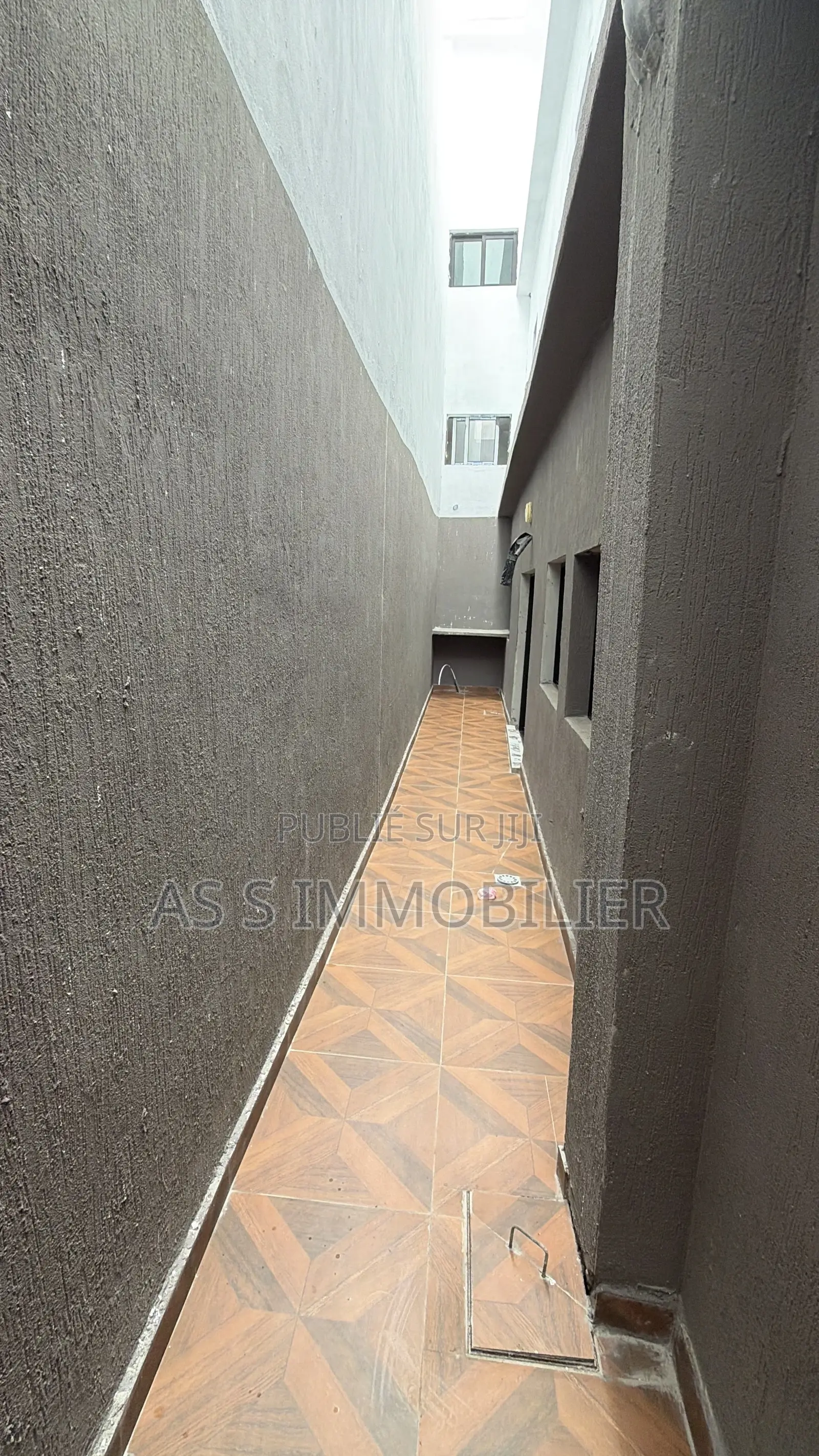 Triplex 7 Pieces Nouveau Chu Base Cie