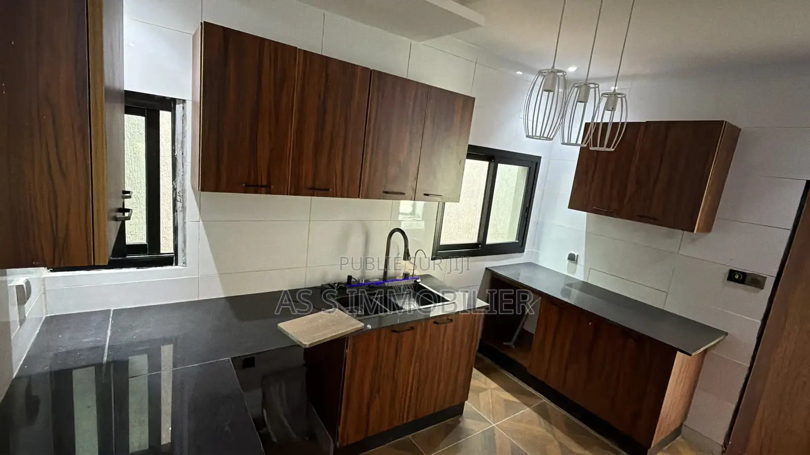 Triplex 7 Pieces Nouveau Chu Base Cie