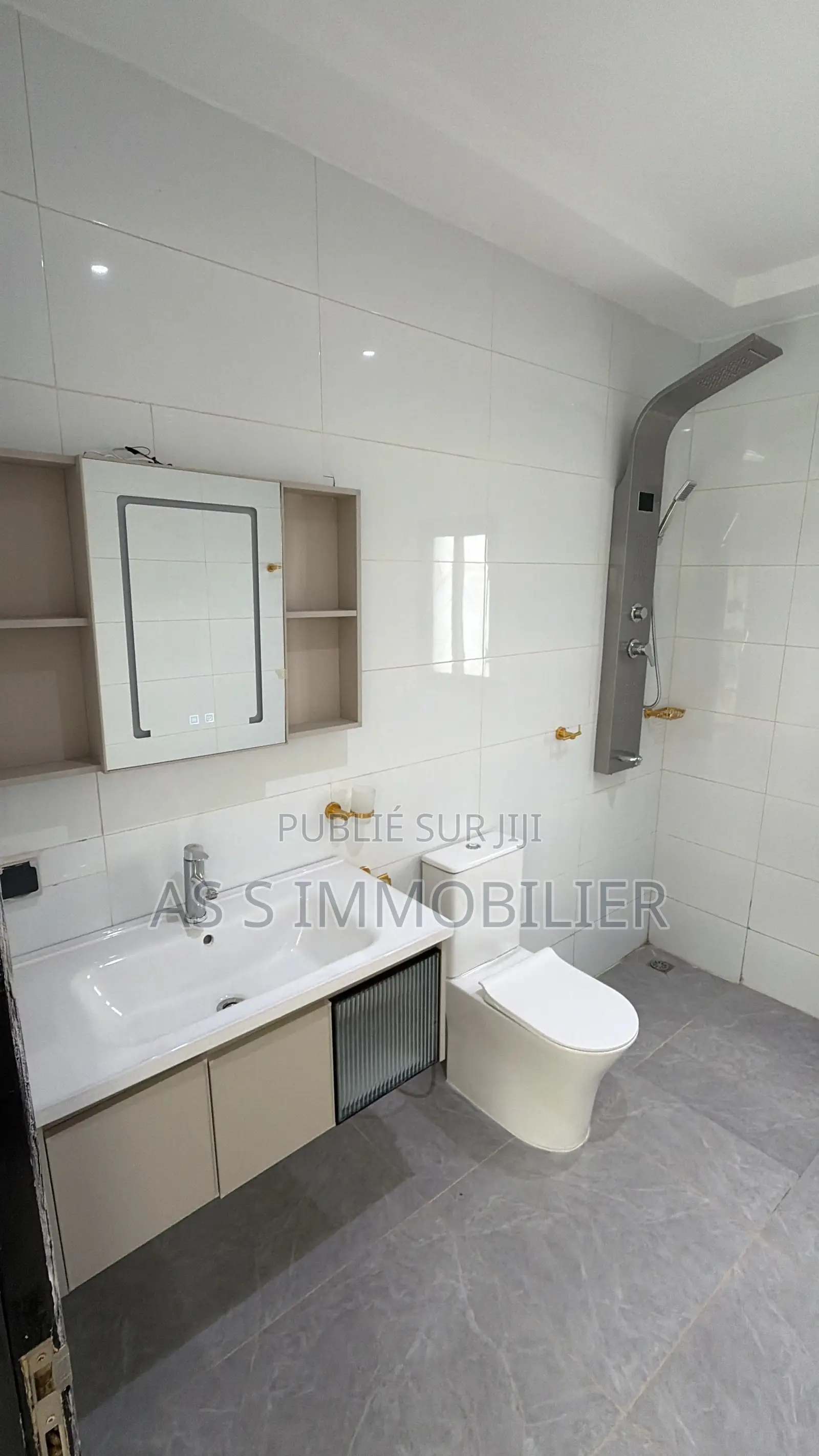 Triplex 7 Pieces Nouveau Chu Base Cie