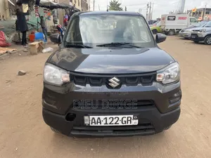 Suzuki S-Presso 2024 Gris