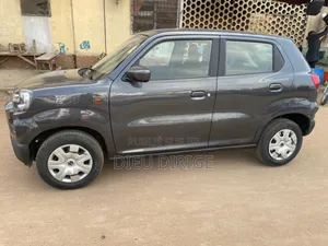 Suzuki S-Presso 2024 Gris