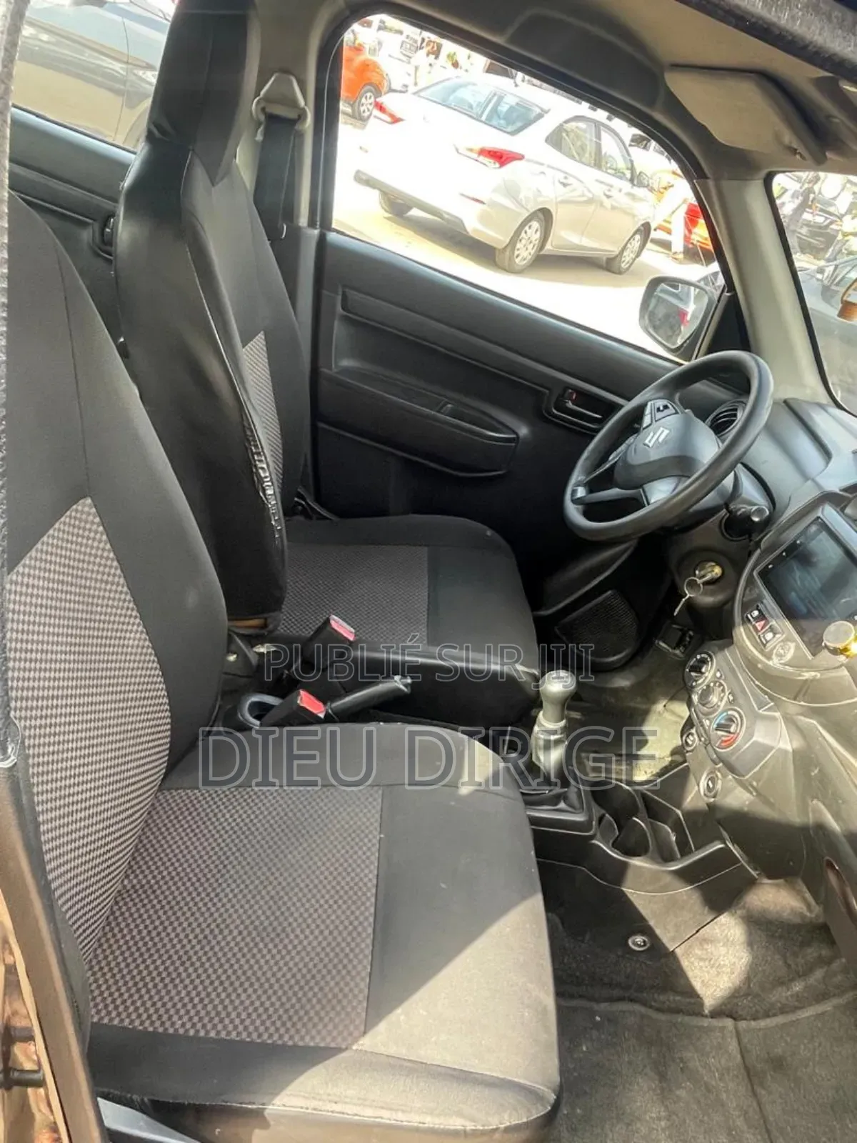 Suzuki S-Presso 2024 Gris