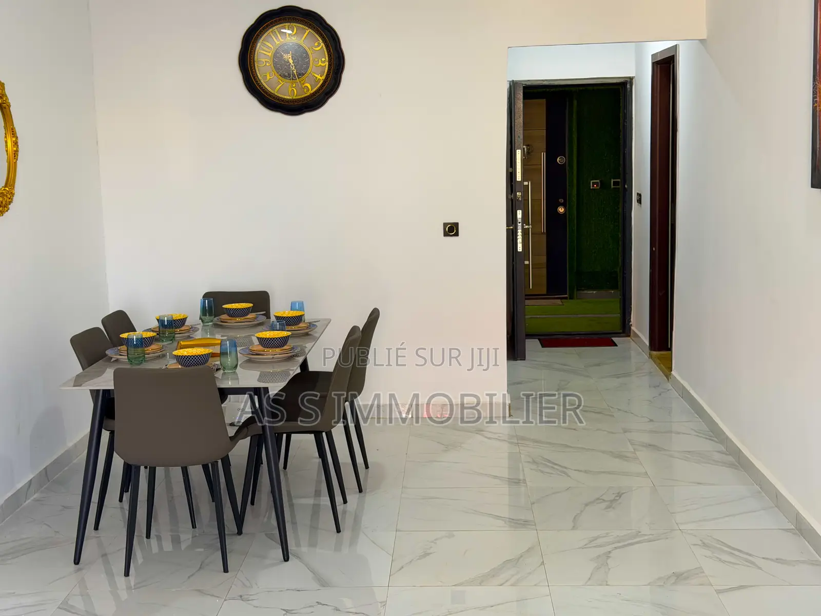 Furnished 2chbre Appartement-terrasse dans Appartement Meublé, Cocody