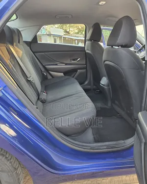 Hyundai Elantra Limited 2021 Bleu