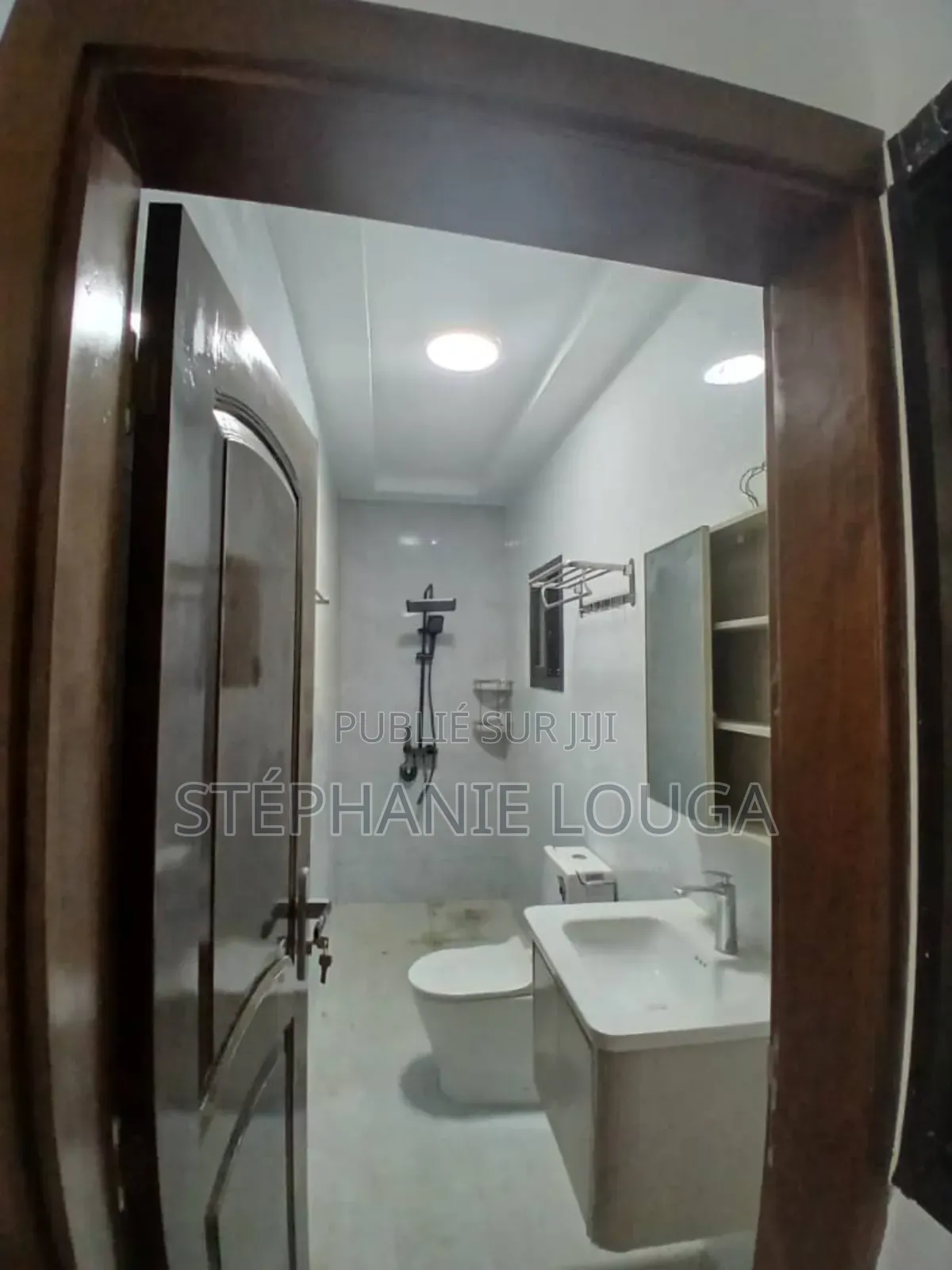 2chbre Appartement dans Mockeyville, Grand-Bassam à Louer