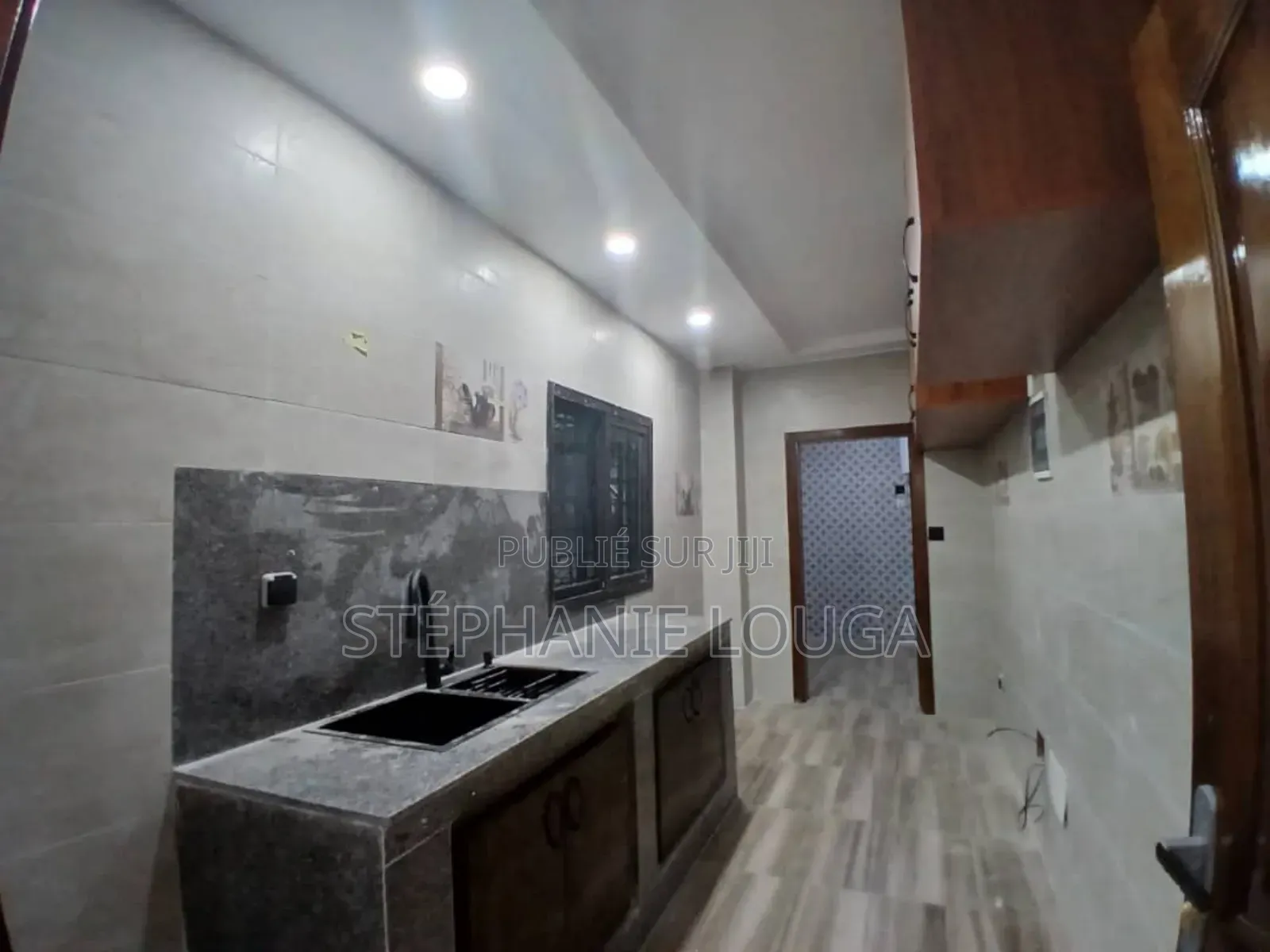 2chbre Appartement dans Mockeyville, Grand-Bassam à Louer