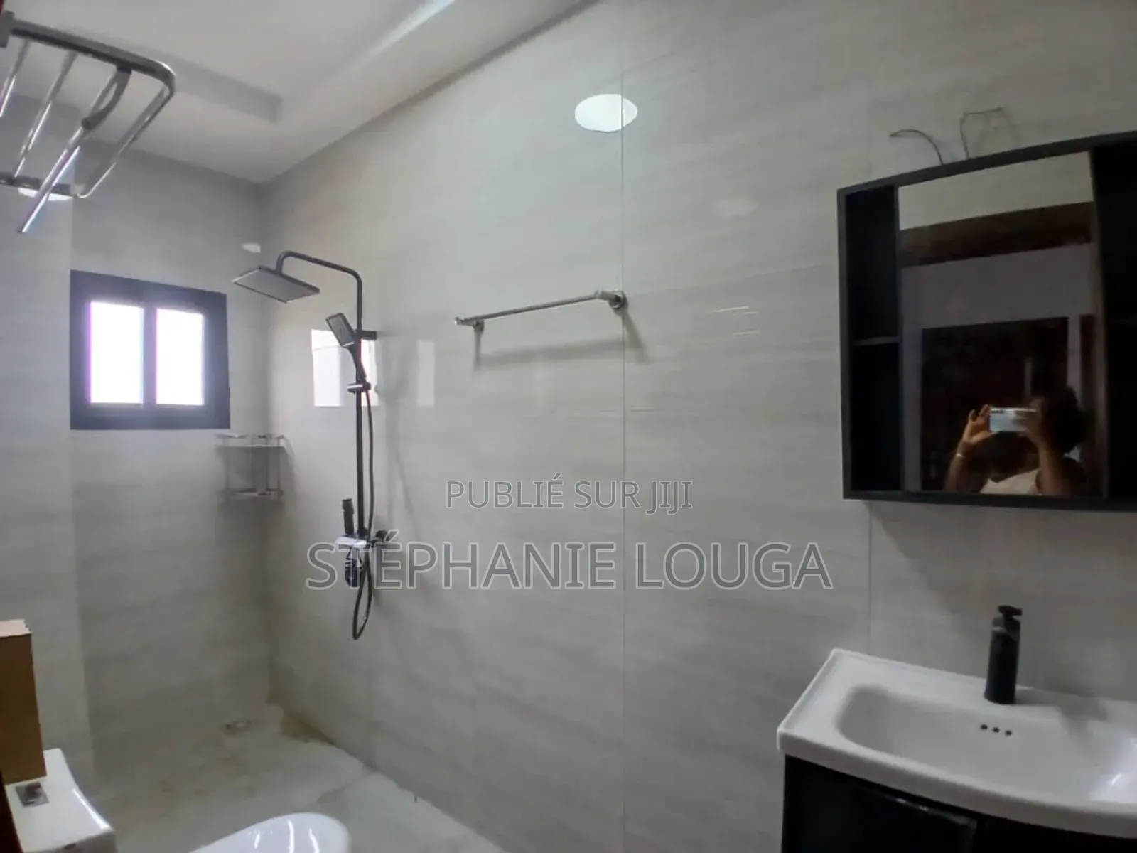 2chbre Appartement dans Mockeyville, Grand-Bassam à Louer