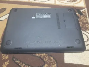 Ordinateur portable Asus X550CA 8GB Intel Core i7 HDD 500GB