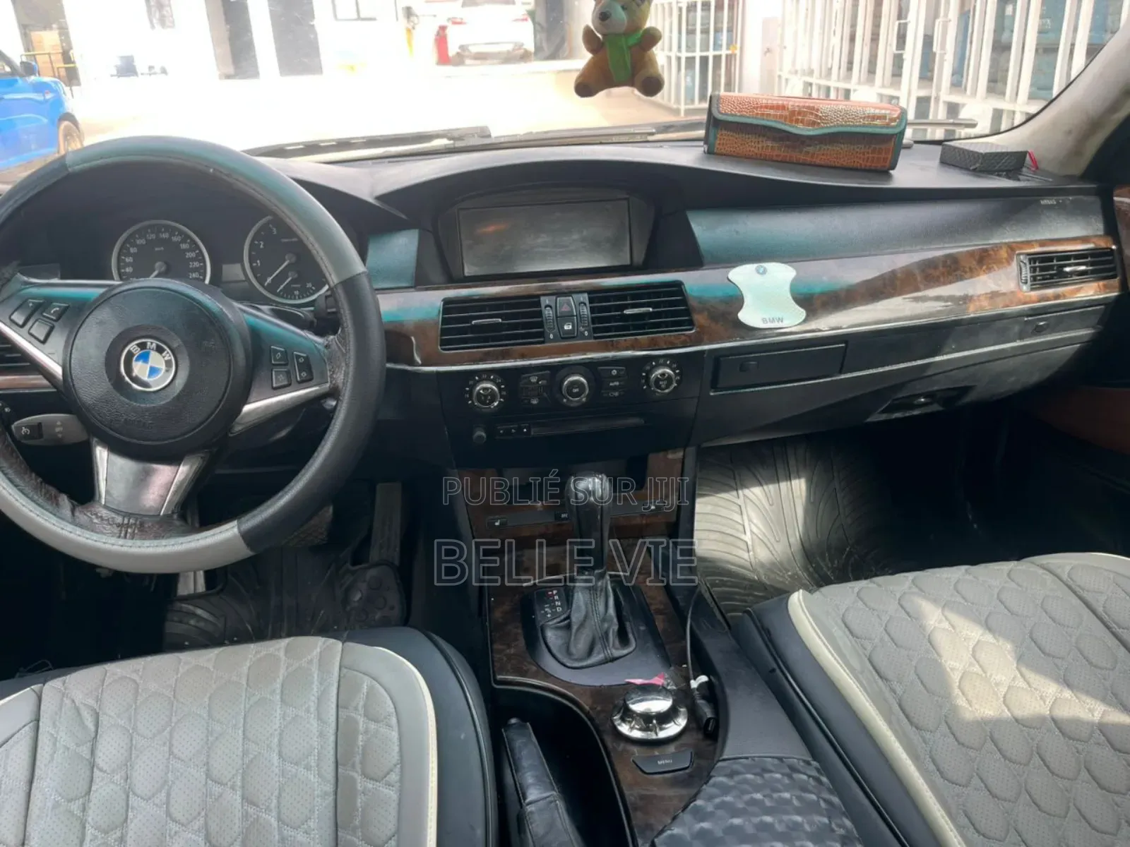 BMW 5 Series 520d 2010 Noir