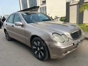 Mercedes-Benz C200 2004 Beige