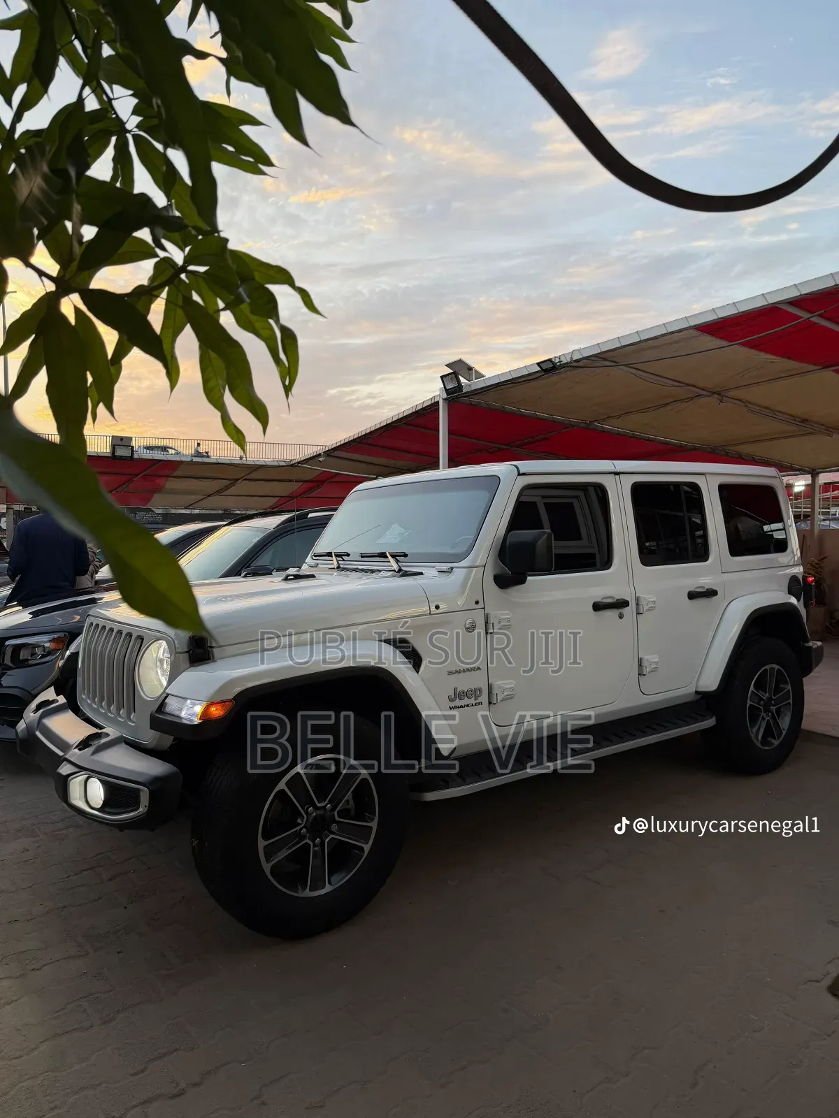 Jeep Wagoneer Series II 2023 Vert