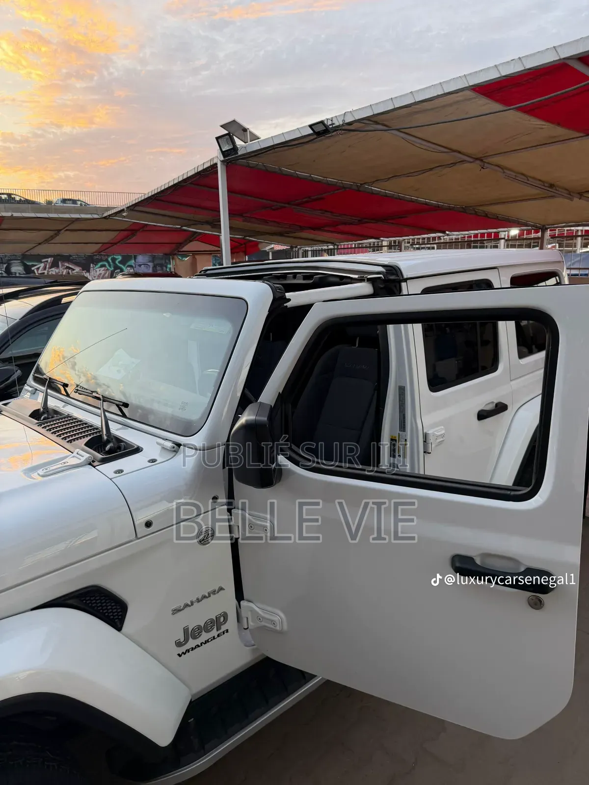 Jeep Wagoneer Series II 2023 Vert