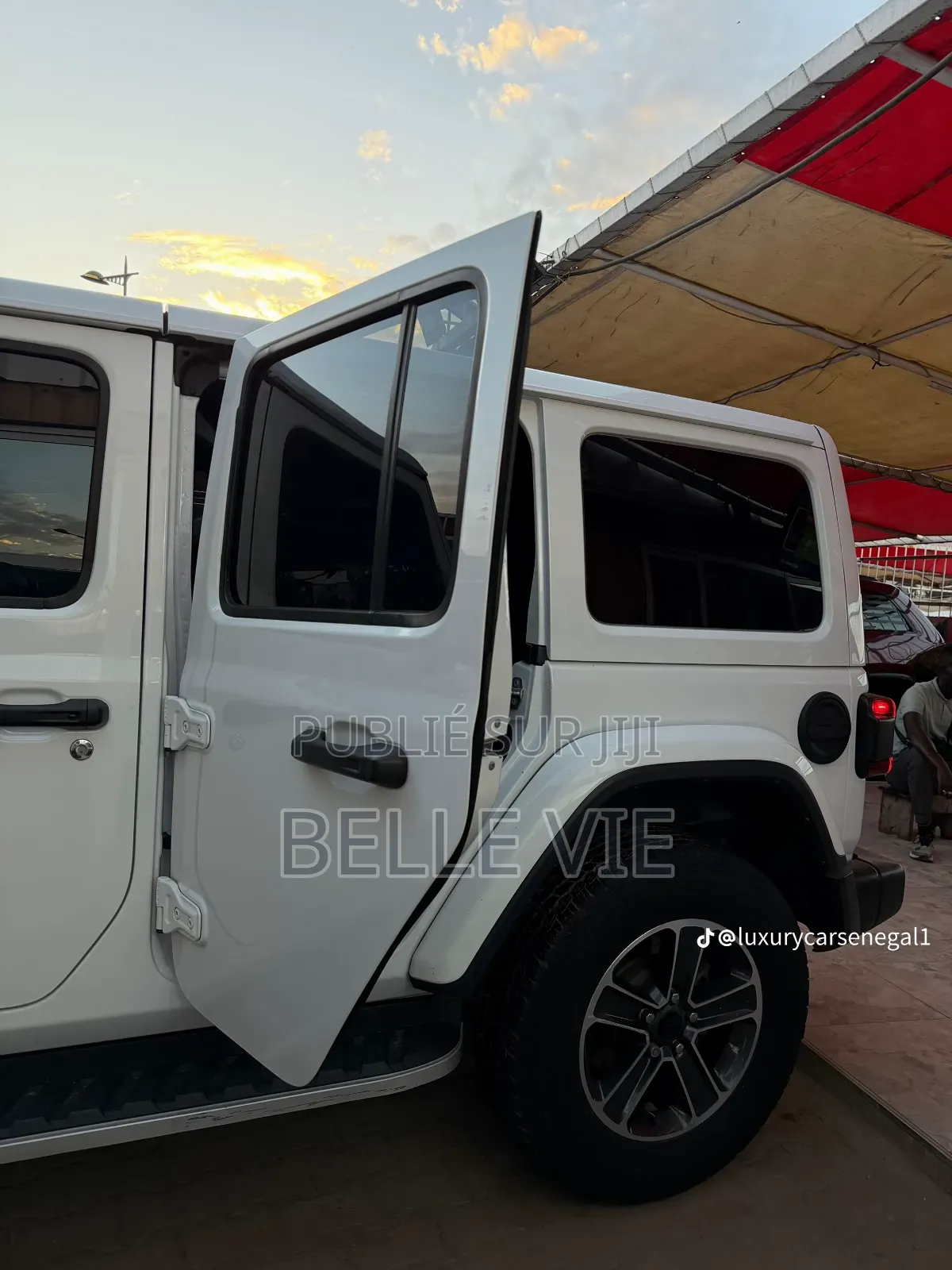 Jeep Wagoneer Series II 2023 Vert