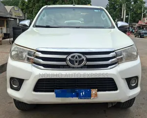 Toyota Hilux 2019 Blanc