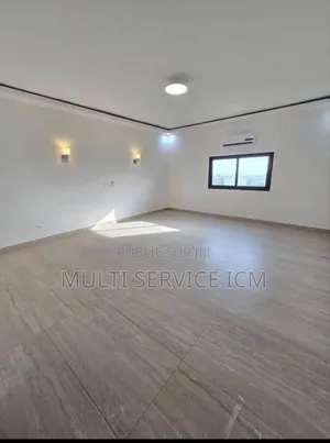 Furnished 3chbre Appartement dans Ismaël Coulibaly, Cocody à Vendre