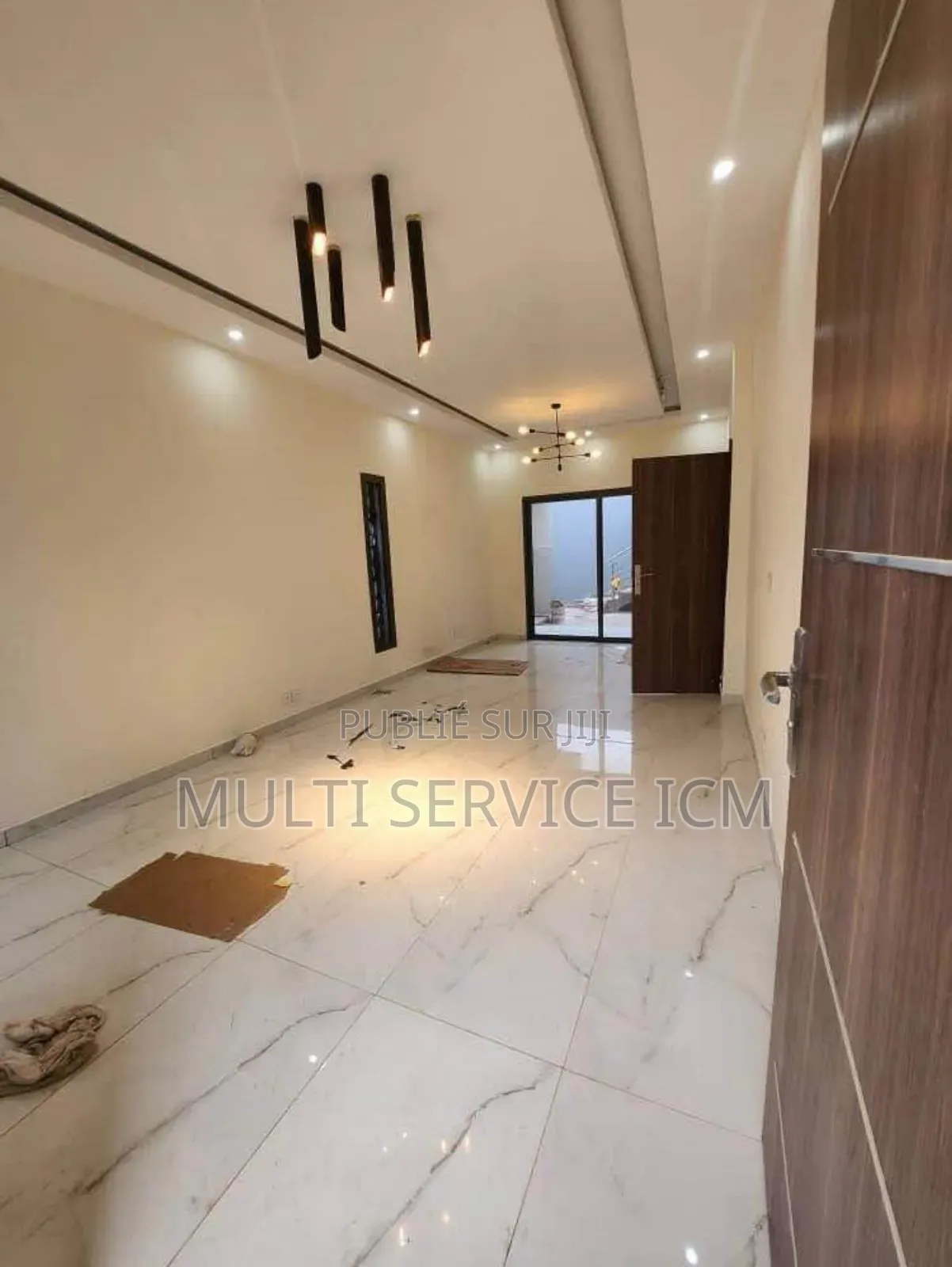 Furnished 3chbre Appartement dans Ismaël Coulibaly, Cocody à Vendre