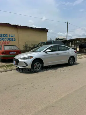 Hyundai Elantra ECO 2018 Gris