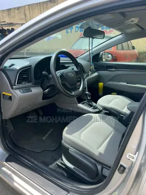 Hyundai Elantra ECO 2018 Gris