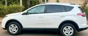 Toyota RAV4 2018 Blanc