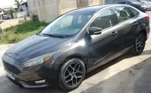 Ford Focus 2017 Gris