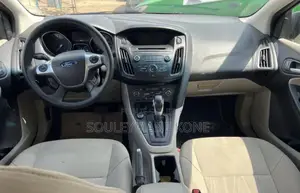 Ford Focus 2017 Gris