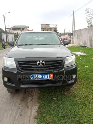 Toyota Hilux 2018 Gris