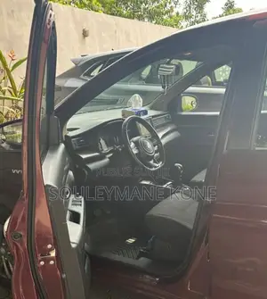 Suzuki Ertiga 2022 Marron