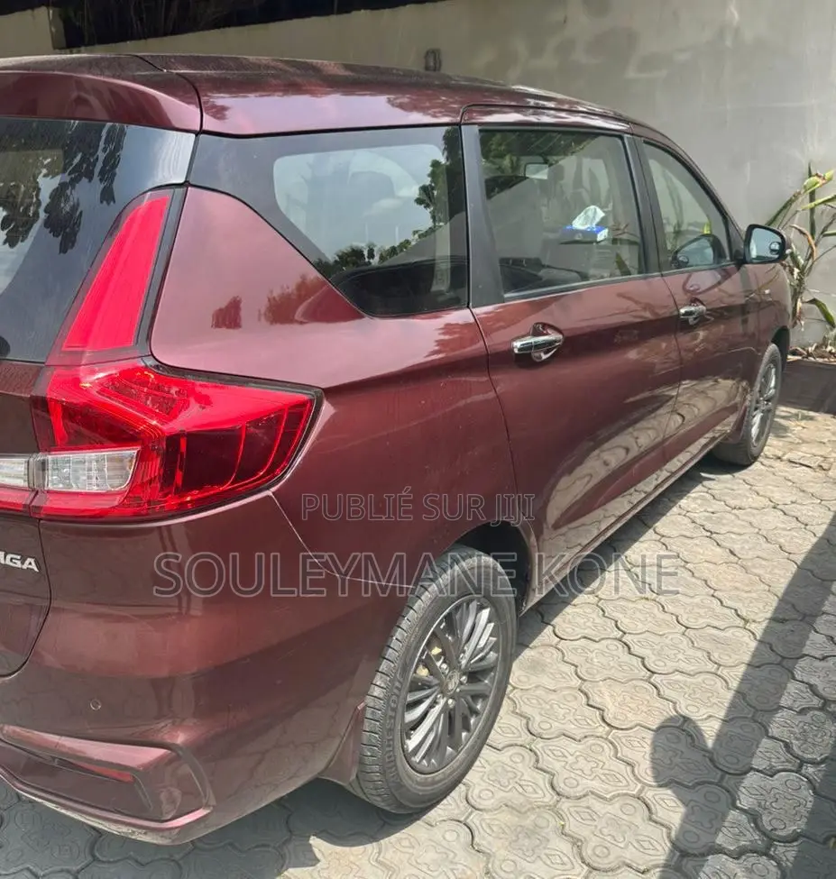 Suzuki Ertiga 2022 Marron