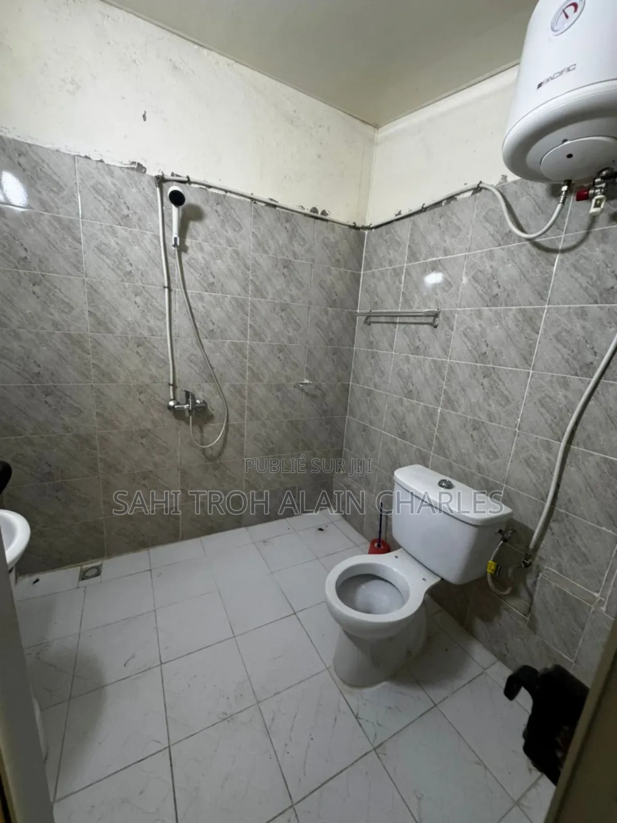 Une Opportunité De Vente d'Une Villa Basse De 4 Pièces À Cocody Angré