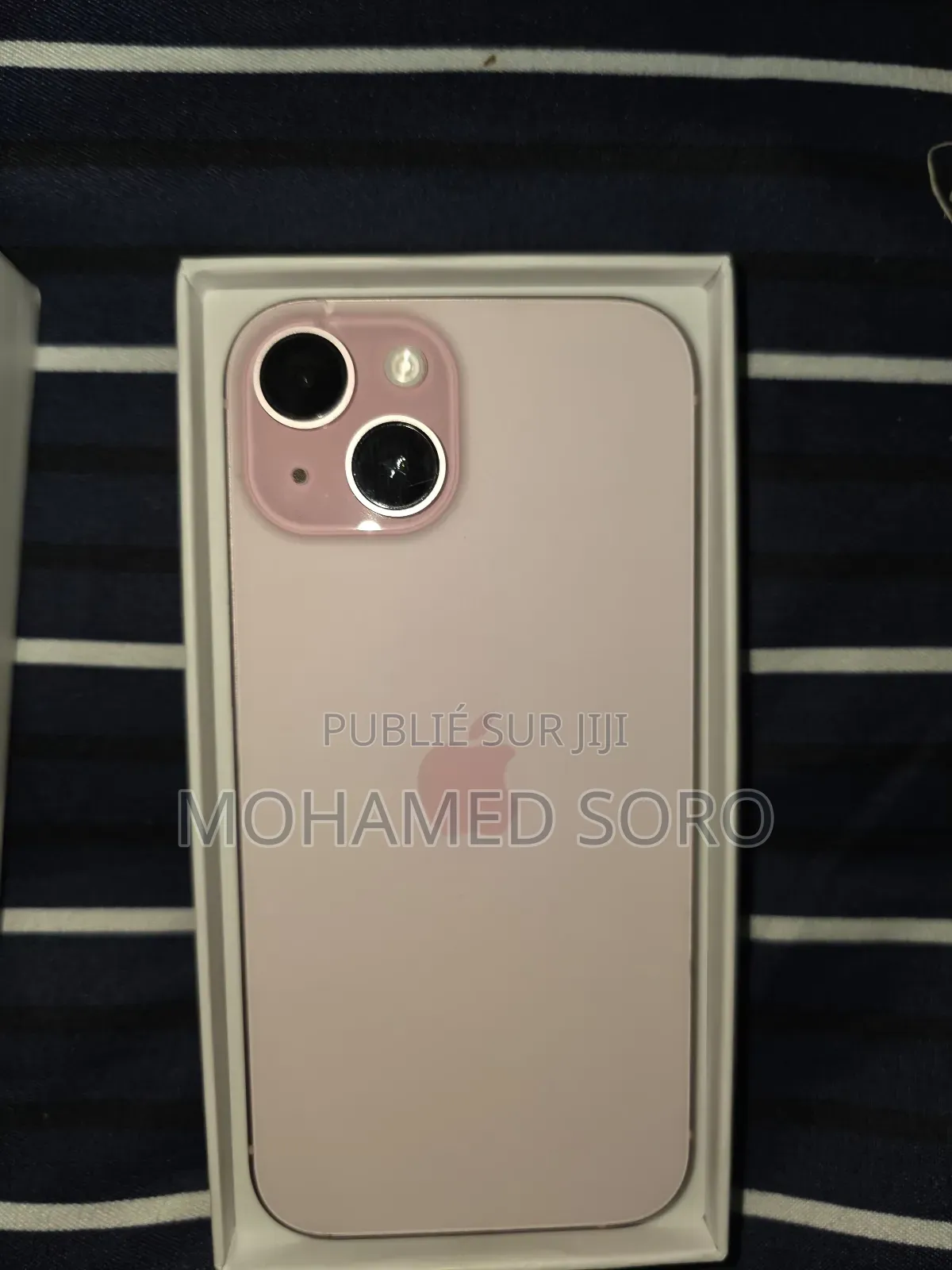 Apple iPhone 15 128 GB Rose