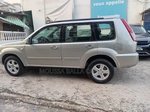 Nissan X-Trail 2.5 Petrol 4x4 SE 2009 Gris