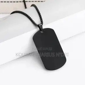 Vend De Chaîne Et Bracelet