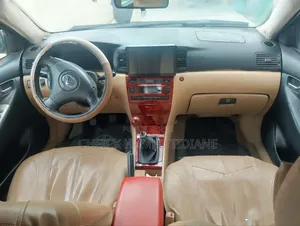 Toyota Corolla 2004 Noir