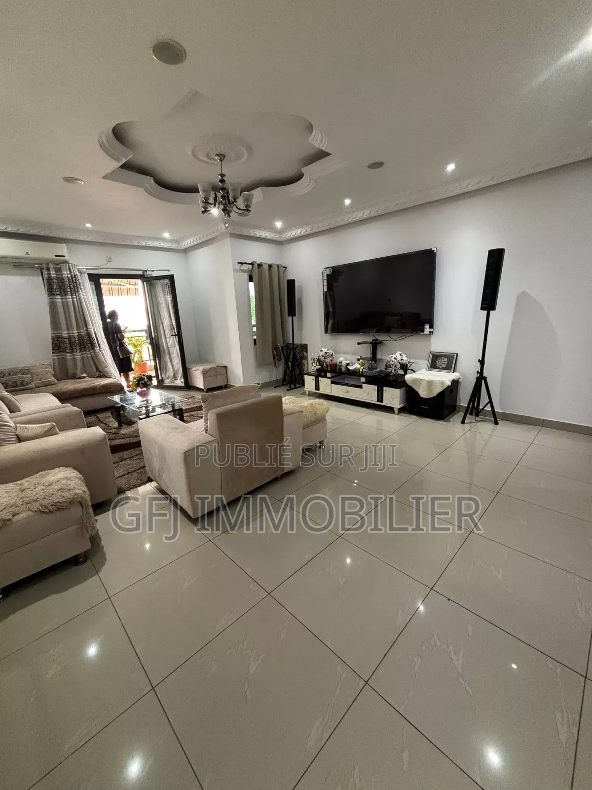 4chbre Duplex dans G.F.J Immobilier, Cocody à Vendre