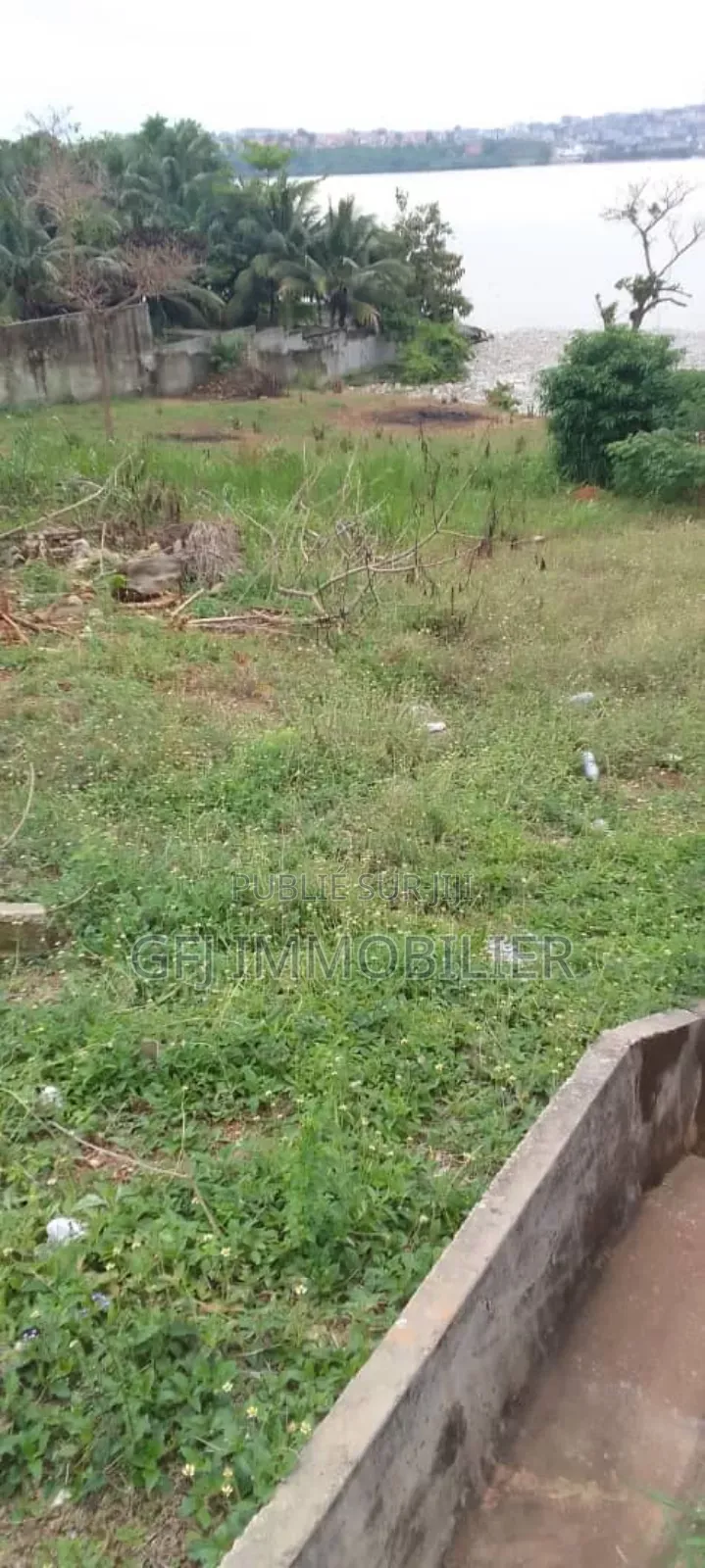 Terrain en Vente