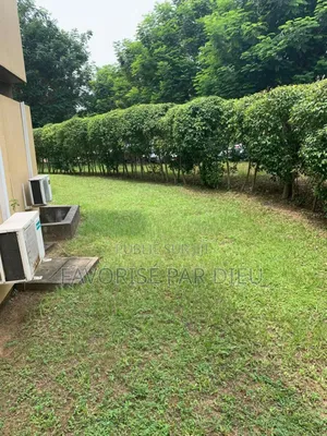 2chbre Appartement-terrasse dans Cocody à Vendre