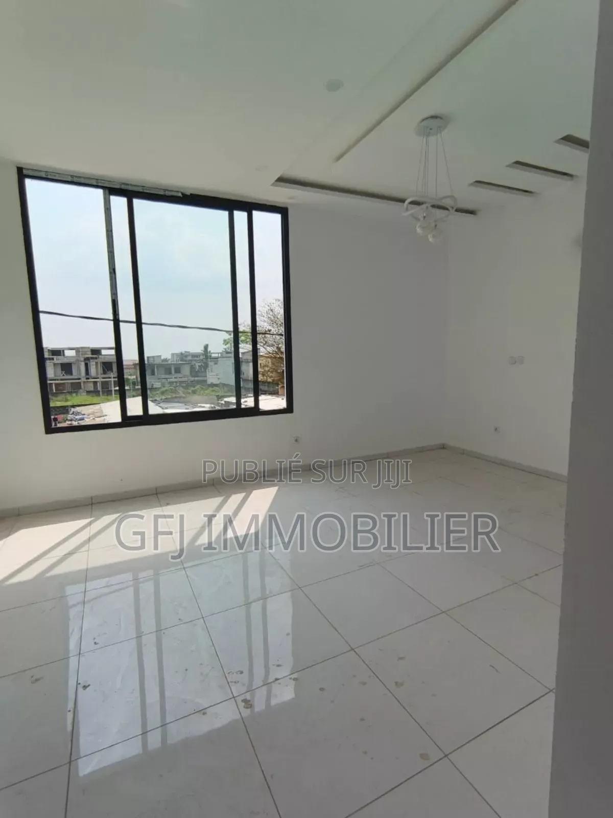 4chbre Duplex dans G.F.J Immobilier, Cocody à Vendre