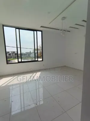 4chbre Duplex dans G.F.J Immobilier, Cocody à Vendre