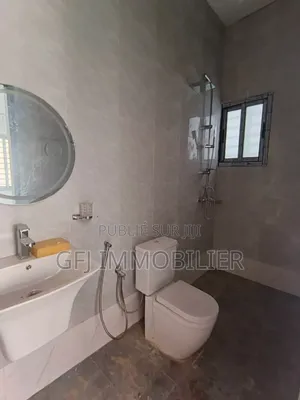 4chbre Duplex dans G.F.J Immobilier, Cocody à Vendre