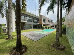 5chbre Duplex dans G.F.J Immobilier, Cocody à Vendre