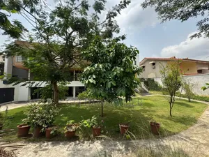 5chbre Duplex dans G.F.J Immobilier, Cocody à Vendre