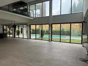 5chbre Duplex dans G.F.J Immobilier, Cocody à Vendre