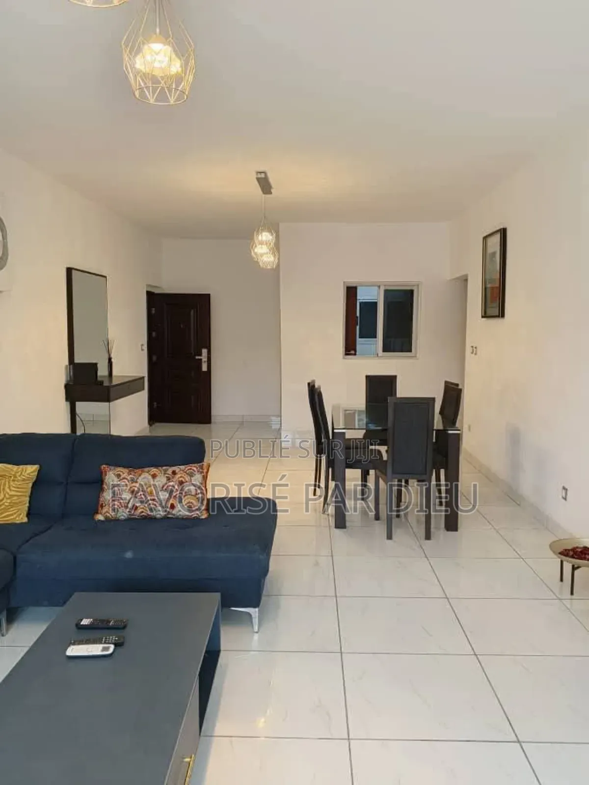 3chbre Appartement dans Cocody à Vendre