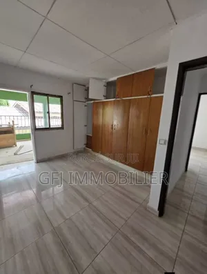 4chbre Duplex dans G.F.J Immobilier, Cocody à Vendre