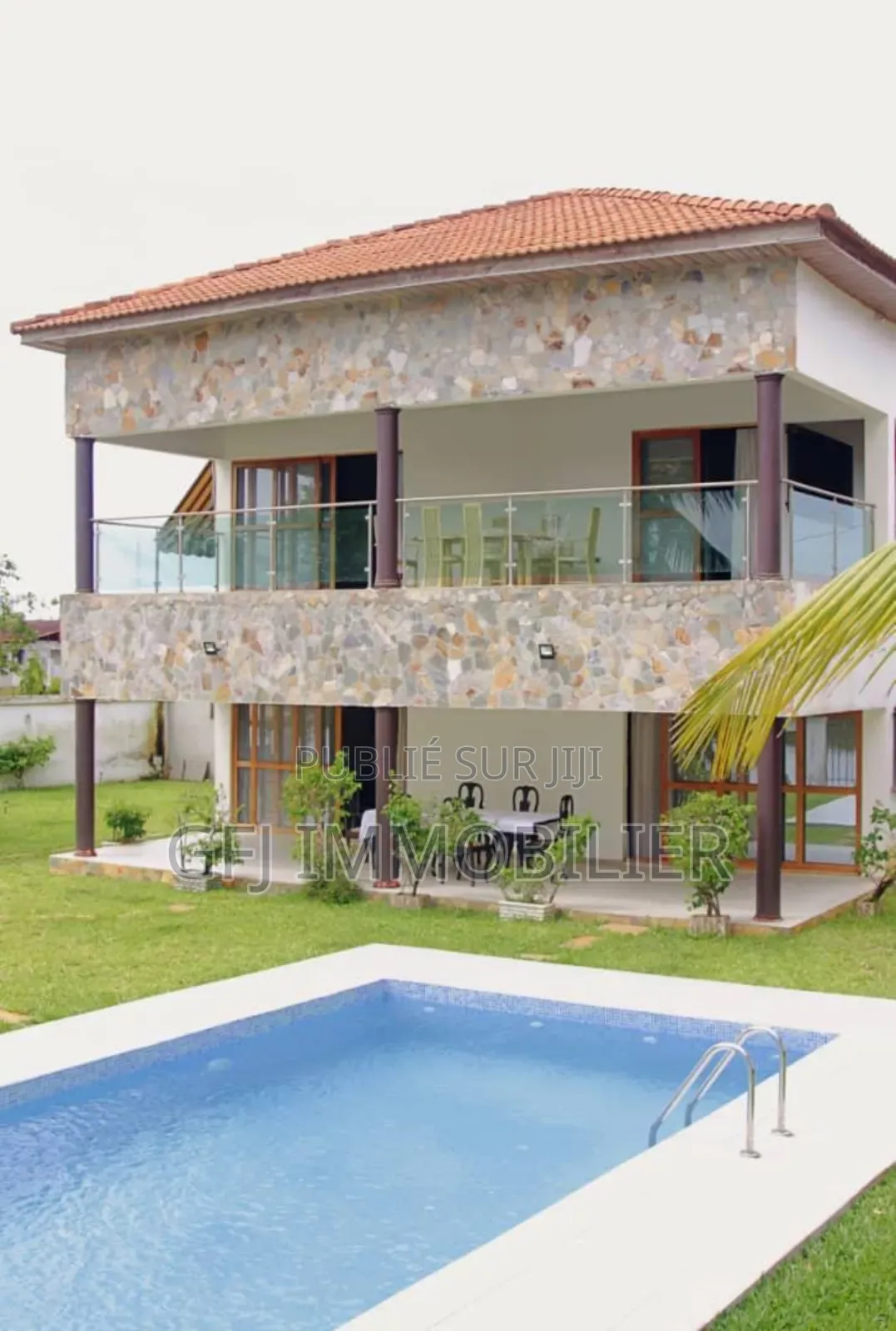 7chbre Duplex dans G.F.J Immobilier, Cocody à Vendre