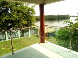 7chbre Duplex dans G.F.J Immobilier, Cocody à Vendre