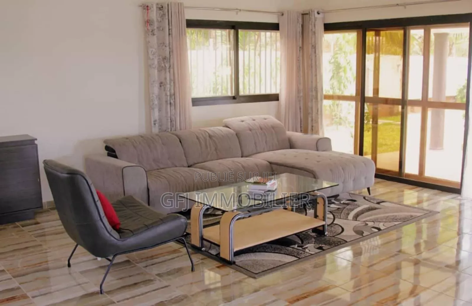 7chbre Duplex dans G.F.J Immobilier, Cocody à Vendre