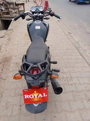Nouveau Royal RY125 2018 Noir