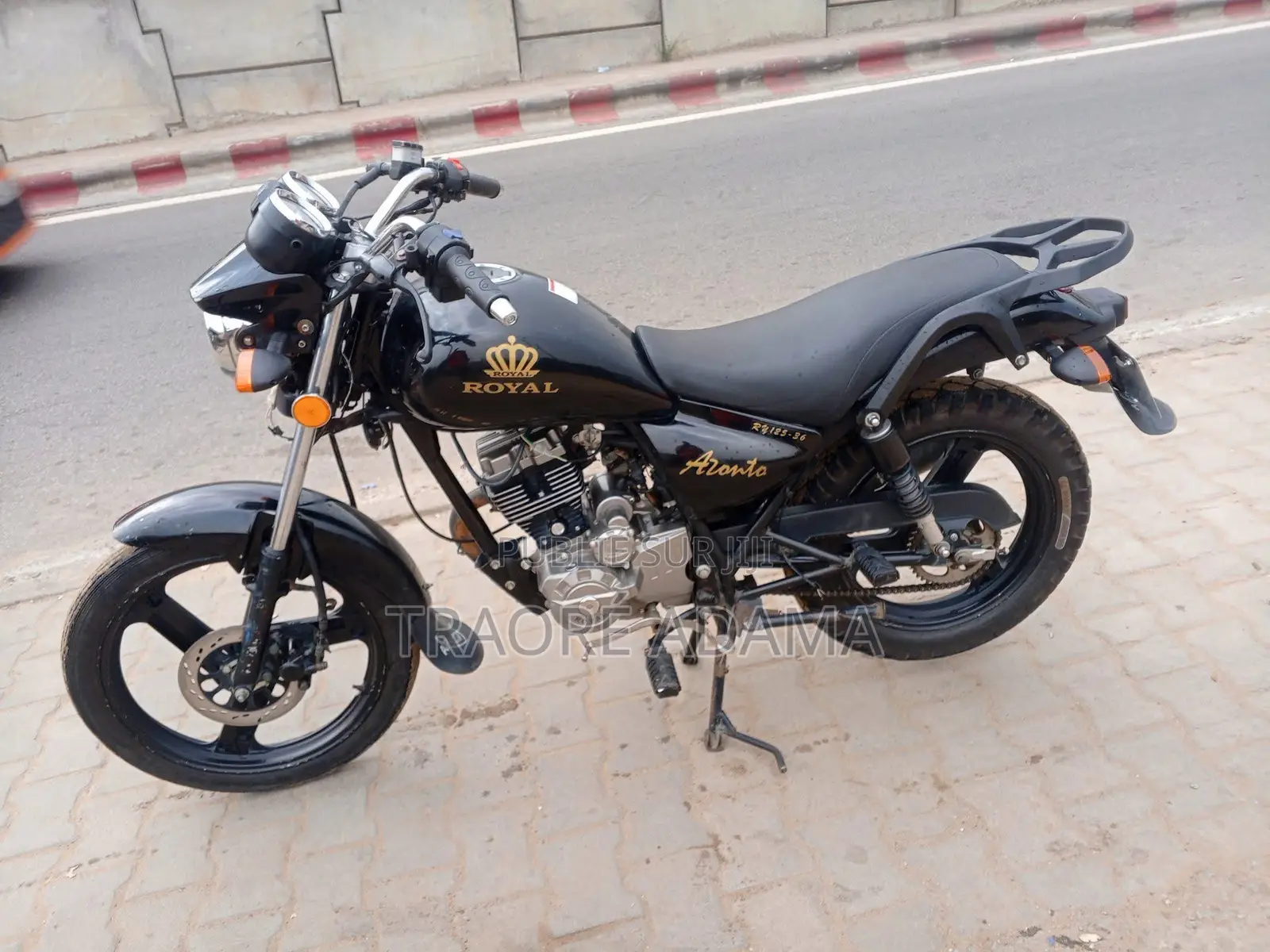 Nouveau Royal RY125 2018 Noir