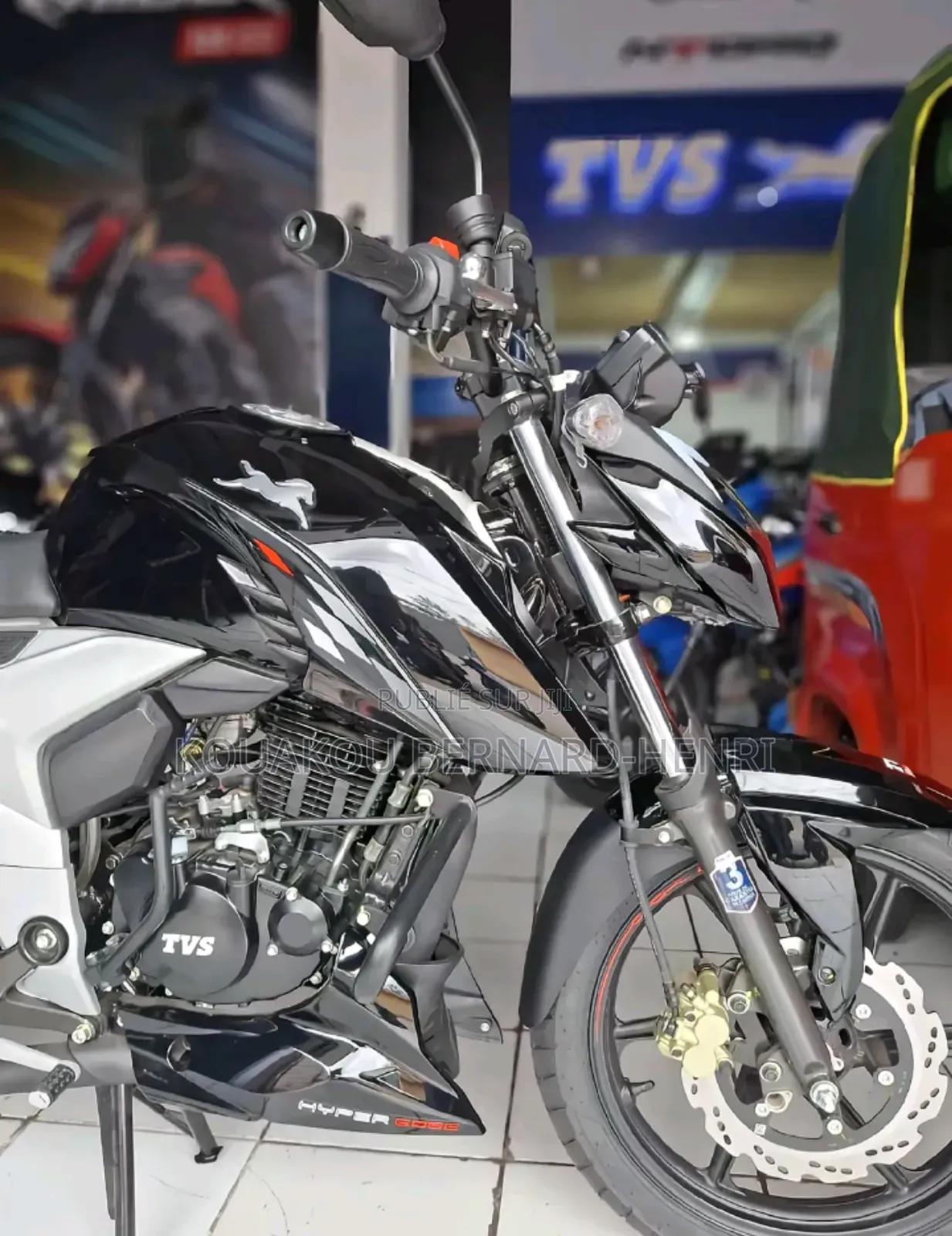 Nouveau TVS Apache 180 RTR 2026 Noir